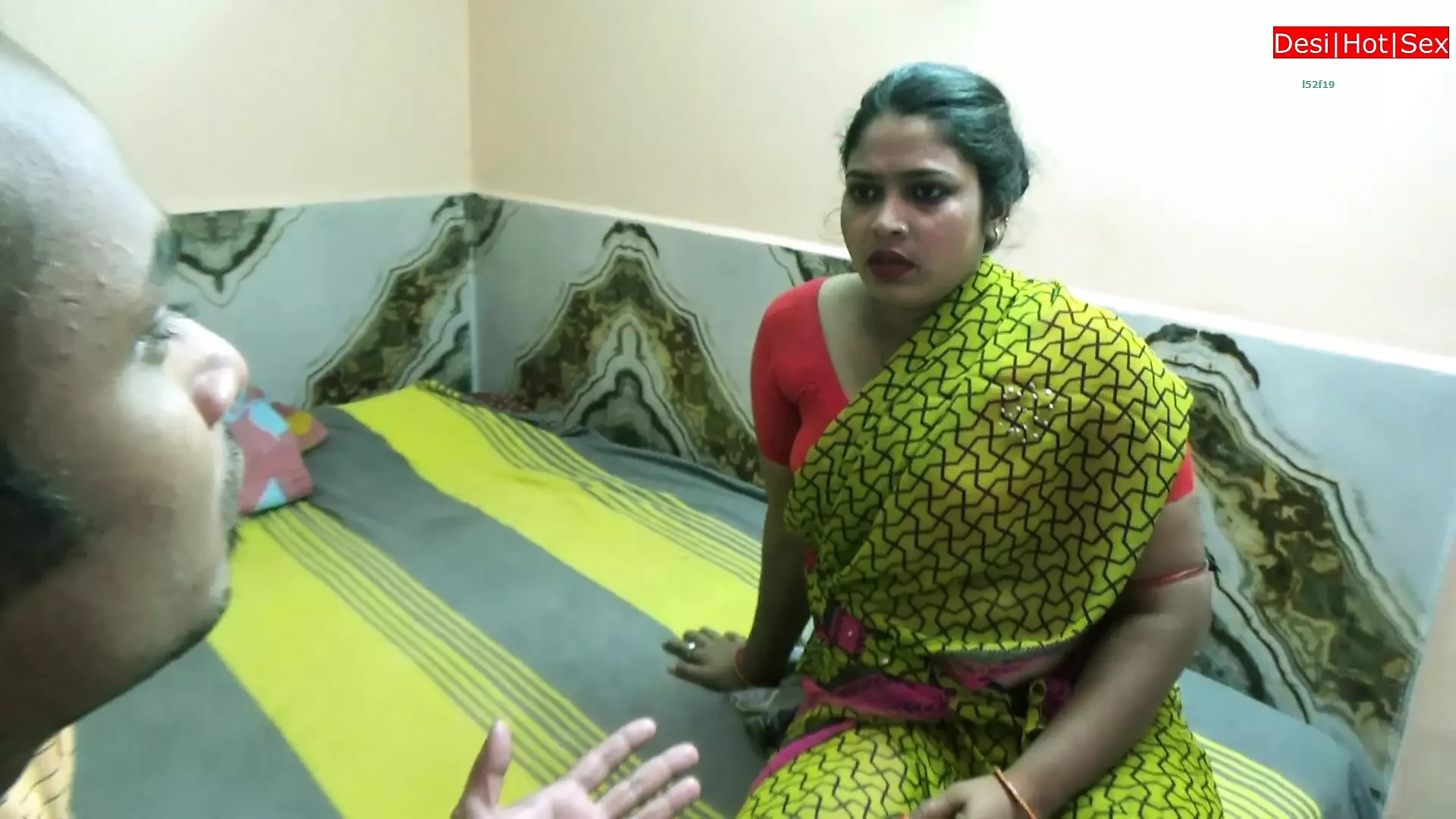 Bengali Boudi Sex with clear Bangla audio! Cheating sex with Boss wife!